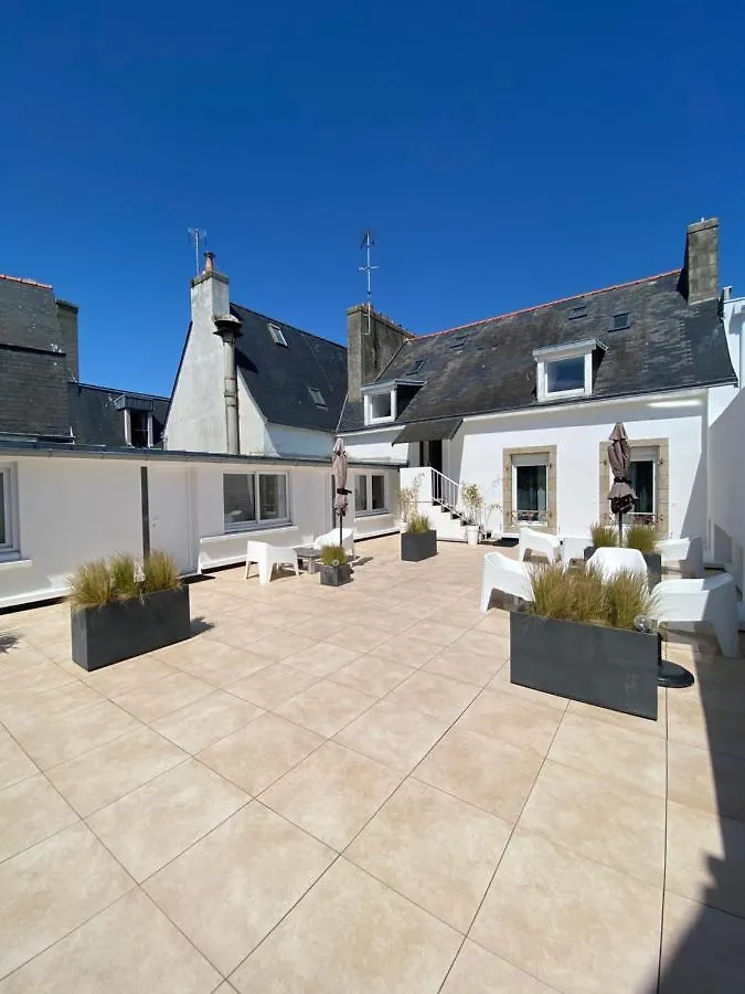 Apartment La Ville A La Mer Numero 2 Duplex En Plein Coeur Du Centre Ville Au Calme Terrasse Et Parking Prive Concarneau